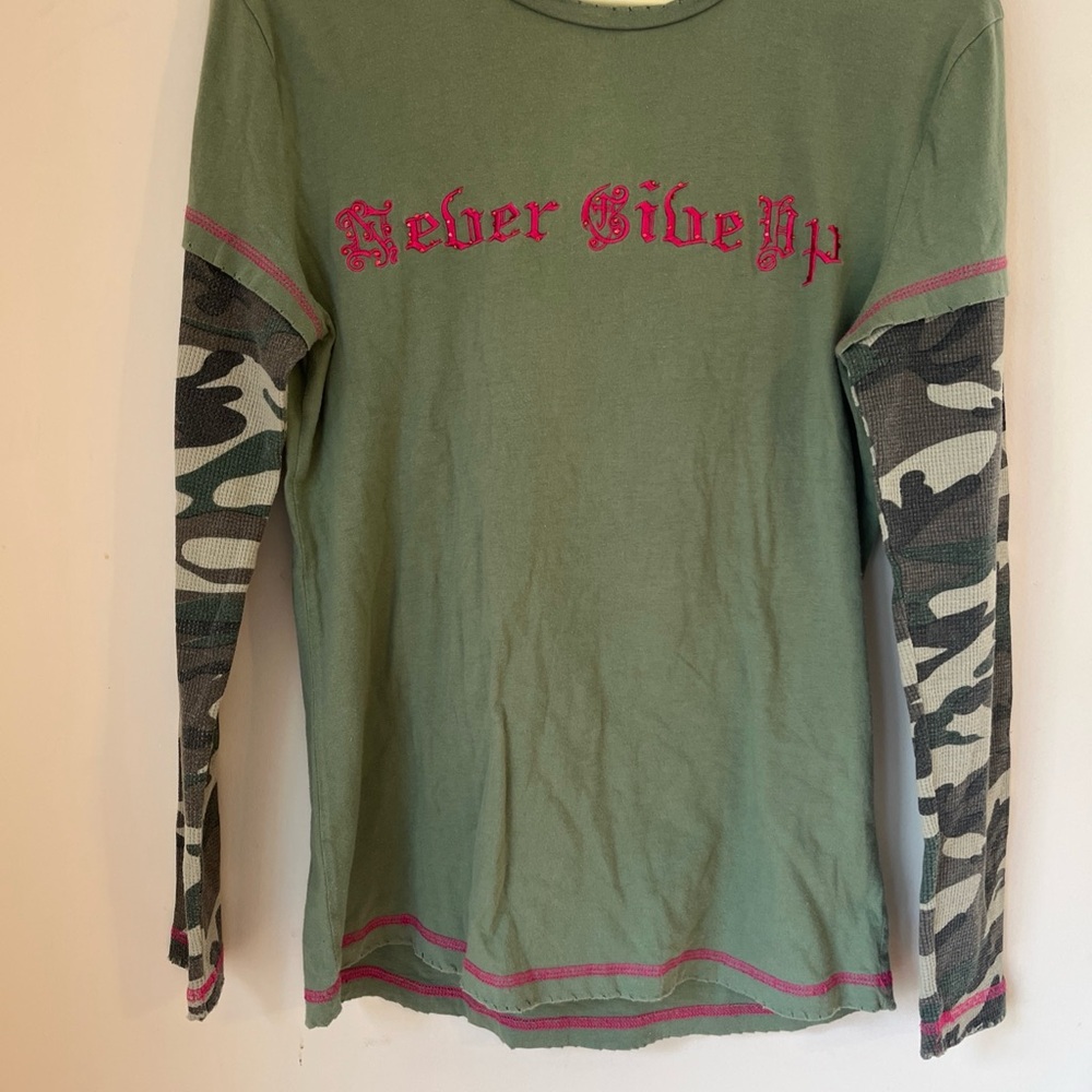 Cowgirl Tuff Green and Pink Pullover Hoodie Size M